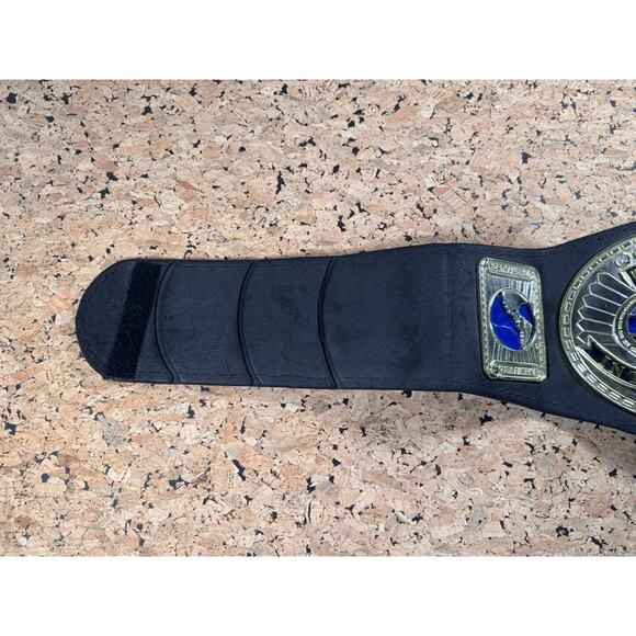 WWE Championship Belt 2000- Kids - Picture 8 of 8